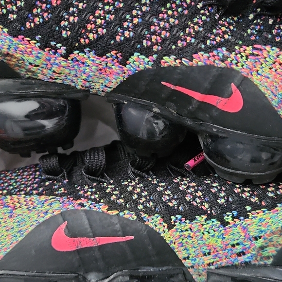 [SOLD]Vapormax sneakers - Picture 7 of 7